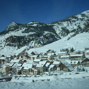 Les Balcons De Cervières